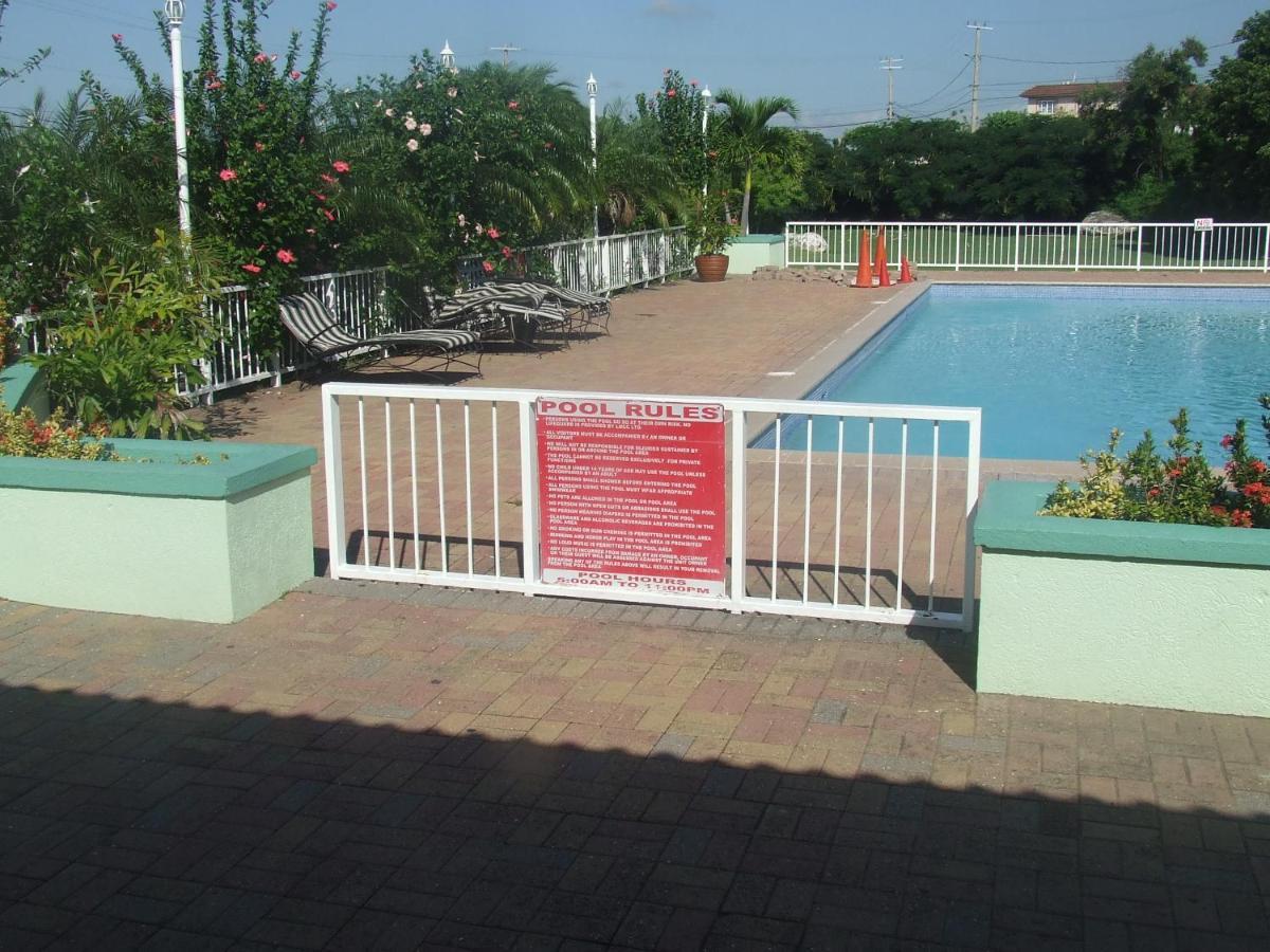 Bella Vista Villa Kingston Exterior foto